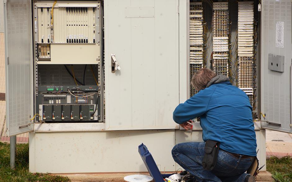 recherche électricien bâtiment Le Mesnil-Saint-Denis